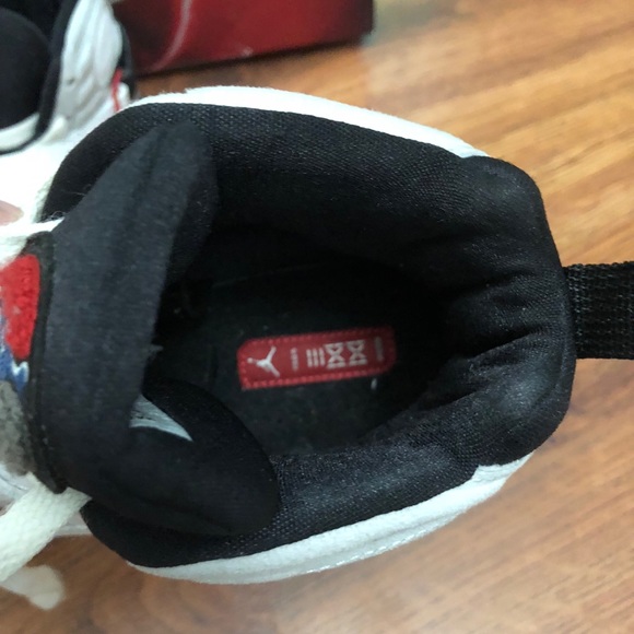 Nike Air Jordan VIII - Picture 4 of 8